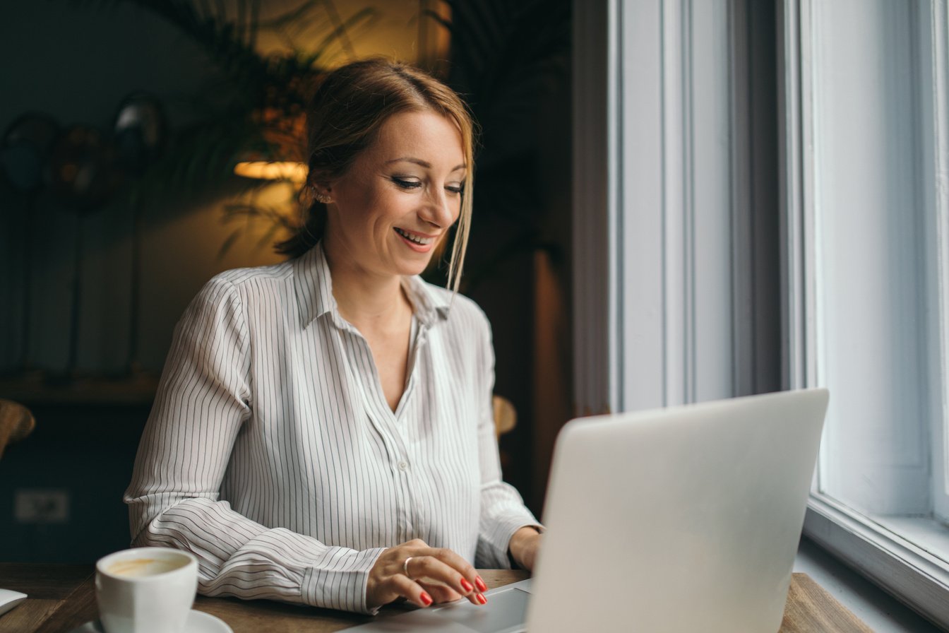 Virtual assistant working in her office